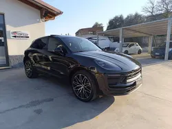 Nero Usata 2022 Porsche Macan SUV | 67.800 € (Buon prezzo)