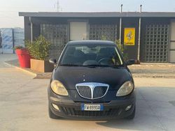 Nero Usata 2004 Lancia Ypsilon Due volumi | 1900 € (Cara)