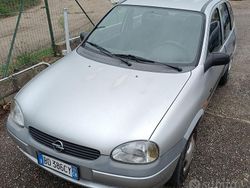 Argento Usata 1999 Opel Corsa Tre volumi | 1300 € (Buon prezzo)