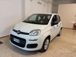 Bianco Usata 2017 Fiat Panda Due volumi | 7400 € (Buon prezzo)