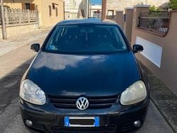 Nero Usata 2007 VW Golf V Sportline Tre volumi | 2500 € (Buon prezzo)
