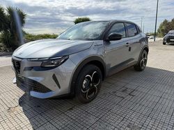 Grigio Nuova 2025 Alfa Romeo Junior Edizione Speciale SUV | 32.900 € (Molto cara)