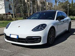 Bianco Usata 2024 Porsche Panamera 4 Platinum Edition Tre volumi | 117.000 €