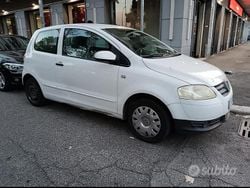 Bianco Usata 2010 VW Fox Due volumi | 2900 € (Buon prezzo)