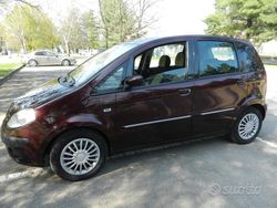 Usata 2006 Lancia Musa Monovolume | 2600 €