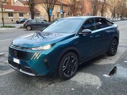 Blu/azzurro Usata 2024 Peugeot e-3008 Allure SUV | 33.000 € (Ottimo prezzo)