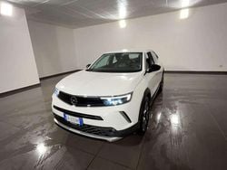 Artik white Usata 2024 Opel Mokka-e Elegance SUV | 18.990 € (Ottimo prezzo)