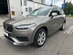 Pebble grey Usata 2020 Volvo XC90 Momentum SUV | 37.900 € (Super prezzo)