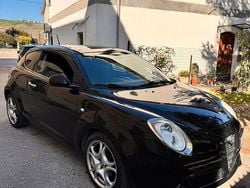 Nero Usata 2010 Alfa Romeo MiTo Distinctive Due volumi | 2900 € (Cara)