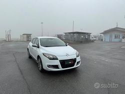 Bianco Usata 2010 Renault Mégane GT Line GT-Line Tre volumi | 4500 €