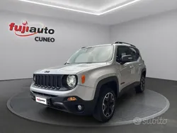 Grigio Usata 2018 Jeep Renegade Trailhawk SUV | 13.900 € (Ottimo prezzo)