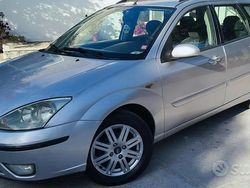 Grigio Usata 2003 Ford Focus Station wagon | 2500 €