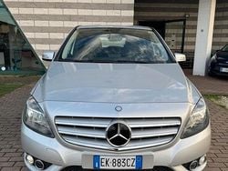 Grigio Usata 2012 Mercedes B180 Premium Monovolume | 7900 €