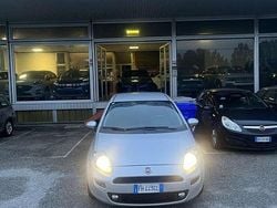 Other Usata 2016 Fiat Punto Young Tre volumi | 2150 € (Buon prezzo)