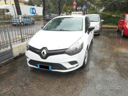Bianco Usata 2016 Renault Clio IV Tre volumi | 7700 € (Buon prezzo)