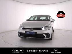 Grigio Usata 2023 VW Polo Life Tre volumi | 19.950 € (Buon prezzo)