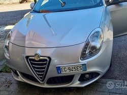 Grigio Usata 2010 Alfa Romeo Giulietta Tre volumi | 5800 € (Buon prezzo)