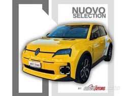 Giallo Nuova 2025 Renault R5 Komfort Due volumi | 22.850 € (Super prezzo)