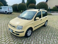Giallo Usata 2010 Fiat Panda Emotion Due volumi | 3000 € (Buon prezzo)