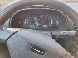 Usata 2004 Volvo 240 Tre volumi | 1500 €