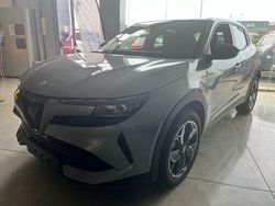 Grigio Nuova 2025 Alfa Romeo GT Junior SUV | 30.990 € (Cara)