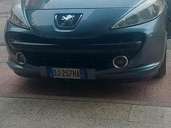 Grigio Usata 2007 Peugeot 207 Tre volumi | 3000 € (Cara)