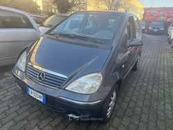 Gray Usata 2002 Mercedes A140 Monovolume | 950 € (Ottimo prezzo)