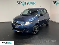 Grigio pietra Nuova 2024 Lancia Ypsilon S Due volumi | 14.900 € (Buon prezzo)