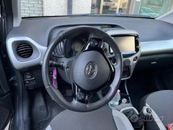 Grigio Usata 2014 Toyota Aygo Cool Due volumi | 5500 € (Ottimo prezzo)