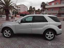 Grigio Usata 2007 Mercedes ML320 SUV | 10.000 € (Molto cara)