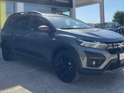 Grigio scisto Usata 2023 Dacia Jogger Extreme | 16.500 € (Ottimo prezzo)