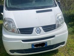 Bianco Usata 2007 Renault Trafic Monovolume | 10.300 €