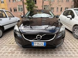 Nero Usata 2018 Volvo V40 Business Edition Station wagon | 13.500 € (Buon prezzo)