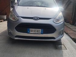 Grigio Usata 2014 Ford B-MAX Monovolume | 7700 €