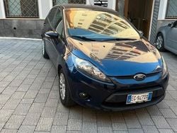 Blu Usata 2011 Ford Fiesta Tre volumi | 2800 € (Ottimo prezzo)