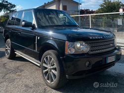 Nero Usata 2009 Land Rover Range Rover Autobiography SUV | 17.500 €