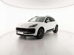 0q bianco Usata 2024 Porsche Macan SUV | 78.800 € (Molto cara)