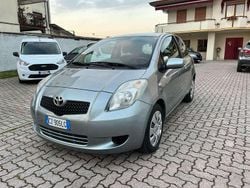 Blu/azzurro Usata 2006 Toyota Yaris Sol Due volumi | 3500 € (Ottimo prezzo)