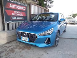 Blu Usata 2017 Hyundai i30 Tre volumi | 10.900 € (Molto cara)