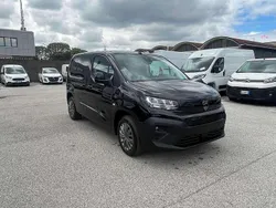 Nero Nuova 2025 Peugeot Partner S Monovolume | 21.990 €