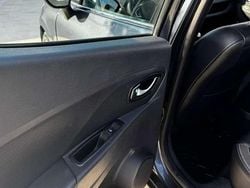 Grigio Usata 2017 Renault Clio IV Dynamique Tre volumi | 8700 € (Buon prezzo)