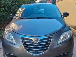 Grigio Usata 2013 Lancia Ypsilon Gold Due volumi | 5000 € (Ottimo prezzo)