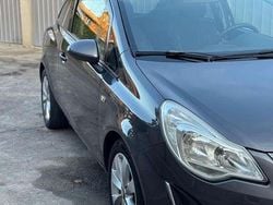 Grigio Usata 2012 Opel Corsa Club Tre volumi | 3500 € (Buon prezzo)