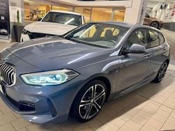 Grigio Usata 2020 BMW 118 M Sport Due volumi | 22.000 € (Buon prezzo)