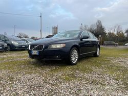 Blu metallizzato Usata 2008 Volvo S80 Momentum Tre volumi | 2500 €