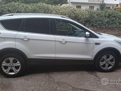 Bianco Usata 2014 Ford Kuga SUV | 6500 € (Ottimo prezzo)