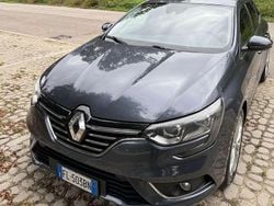 Grigio Usata 2017 Renault Mégane IV Zen Tre volumi | 10.500 € (Buon prezzo)