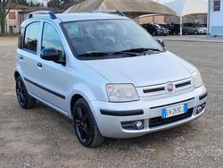 Grigio Usata 2011 Fiat Panda Emotion Tre volumi | 3900 € (Super prezzo)