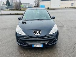 Grigio Usata 2011 Peugeot 206 Tre volumi | 3000 € (Buon prezzo)