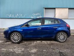Blu/azzurro Usata 2011 Fiat Bravo Emotion Due volumi | 4800 € (Cara)